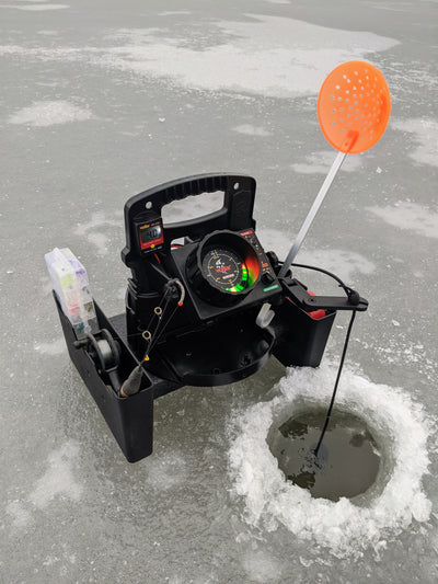 Ice fishing shuttle